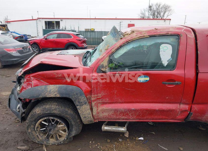 Photo 6 of 2012 Toyota Tacoma (VIN 5TFPX4EN8CX008185)