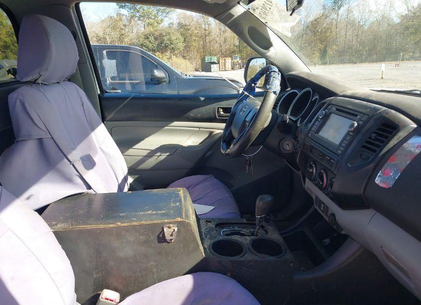 Photo 5 of 2013 Toyota Tacoma (VIN 5TFPX4EN8DX014537)