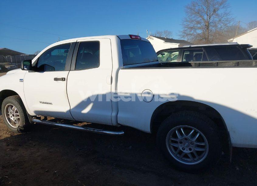 Photo 15 of 2010 Toyota Tundra GRADE 4.6L V8 (VIN 5TFRM5F10AX006754)