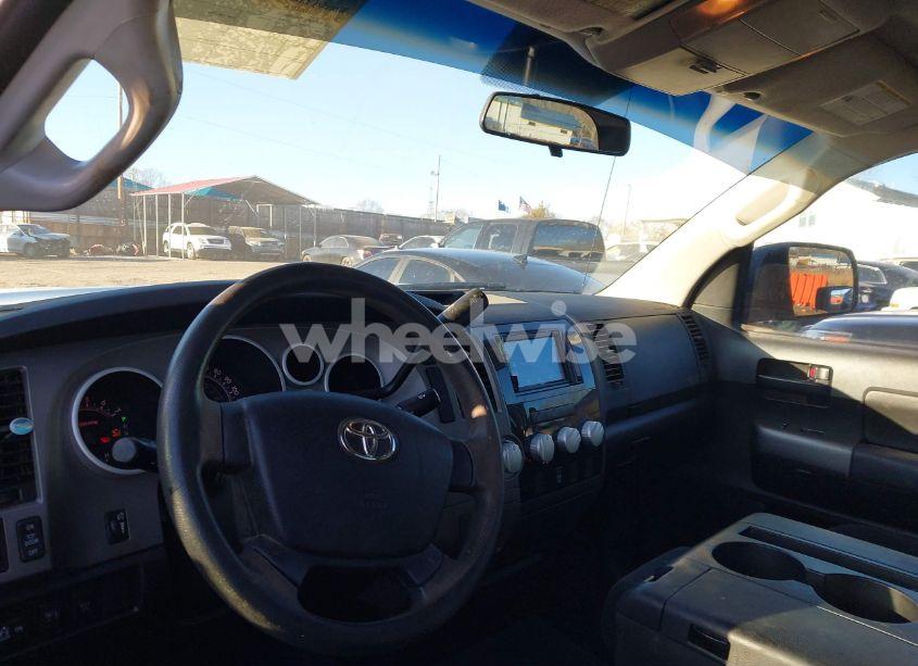 Photo 18 of 2010 Toyota Tundra GRADE 4.6L V8 (VIN 5TFRM5F10AX006754)