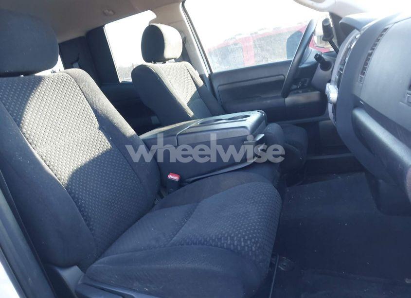 Photo 5 of 2010 Toyota Tundra GRADE 4.6L V8 (VIN 5TFRM5F10AX006754)