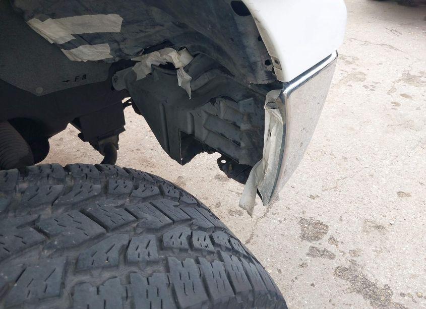 Photo 6 of 2011 Toyota Tundra GRADE 4.6L V8 (VIN 5TFRM5F10BX025225)