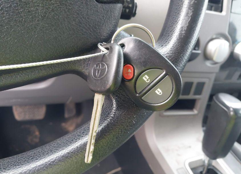 Photo 11 of 2013 Toyota Tundra GRADE 4.6L V8 (VIN 5TFRM5F10DX063055)