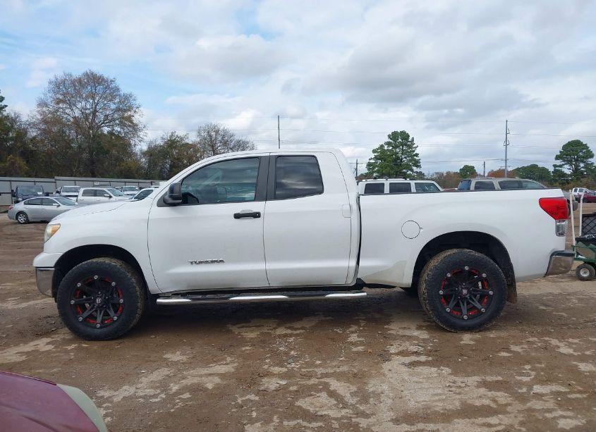 Photo 14 of 2013 Toyota Tundra GRADE 4.6L V8 (VIN 5TFRM5F10DX063055)
