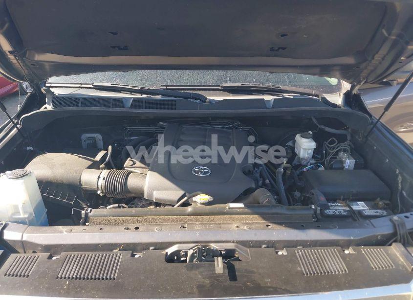 Photo 10 of 2017 Toyota Tundra SR5 4.6L V8 (VIN 5TFRM5F10HX121218)