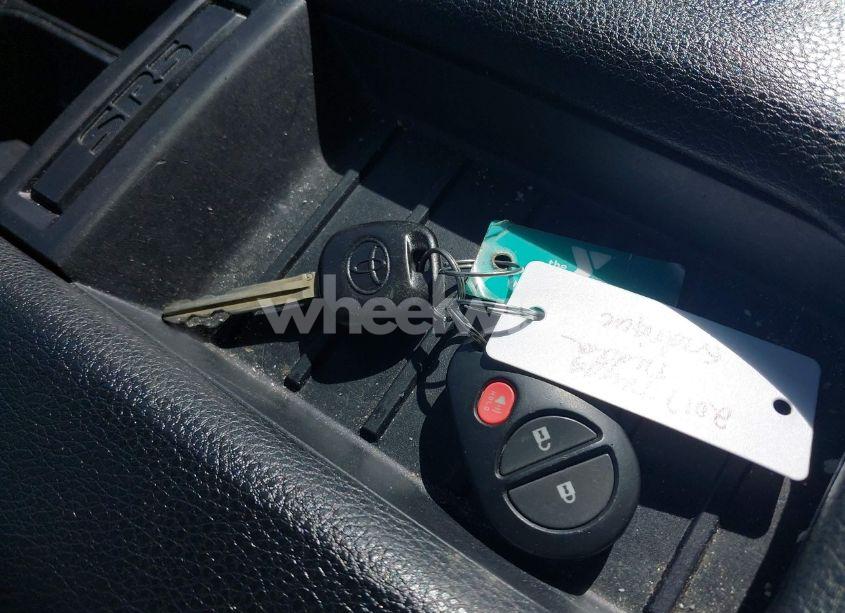 Photo 11 of 2017 Toyota Tundra SR5 4.6L V8 (VIN 5TFRM5F10HX121218)