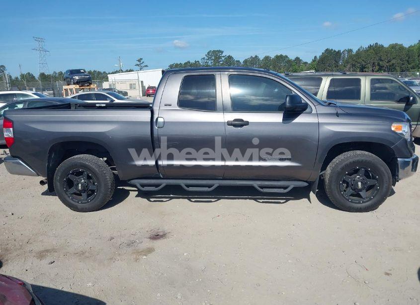 Photo 13 of 2017 Toyota Tundra SR5 4.6L V8 (VIN 5TFRM5F10HX121218)
