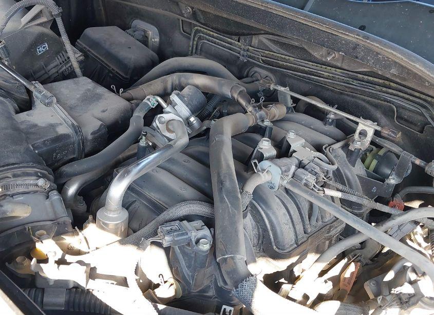 Photo 10 of 2019 Toyota Tundra SR 4.6L V8 (VIN 5TFRM5F10KX143467)