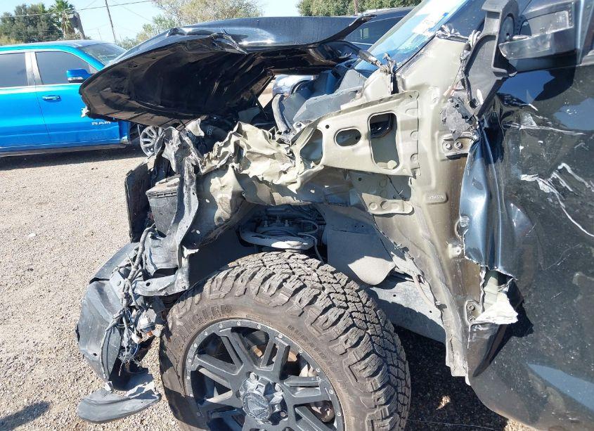 Photo 18 of 2019 Toyota Tundra SR 4.6L V8 (VIN 5TFRM5F10KX143467)