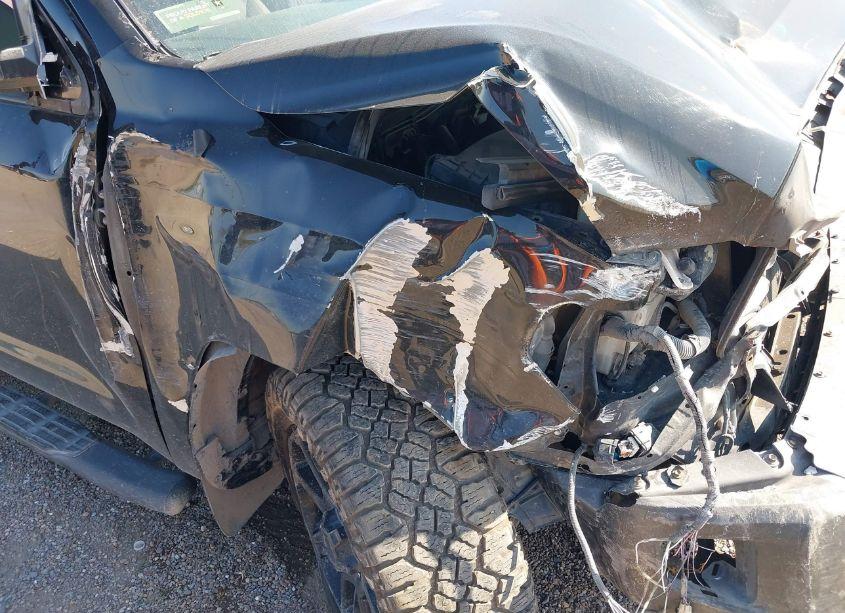 Photo 19 of 2019 Toyota Tundra SR 4.6L V8 (VIN 5TFRM5F10KX143467)