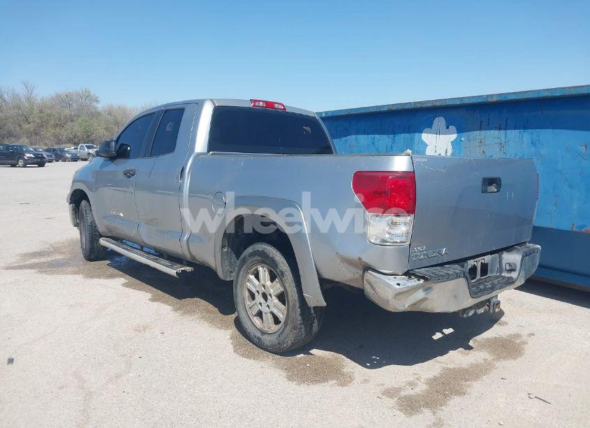 Photo 3 of 2010 Toyota Tundra GRADE 4.6L V8 (VIN 5TFRM5F11AX019089)
