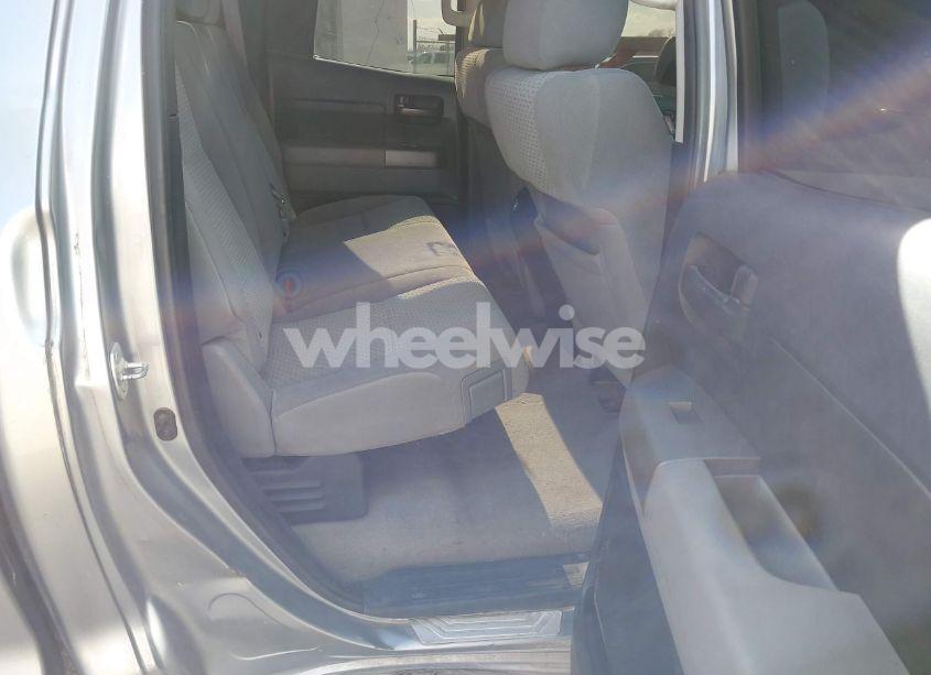 Photo 8 of 2010 Toyota Tundra GRADE 4.6L V8 (VIN 5TFRM5F11AX019089)