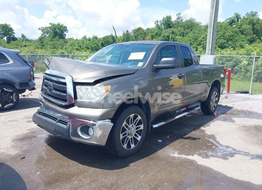 Photo 2 of 2013 Toyota Tundra GRADE 4.6L V8 (VIN 5TFRM5F11DX058382)