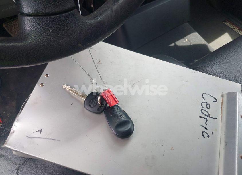 Photo 11 of 2012 Toyota Tundra GRADE 4.6L V8 (VIN 5TFRM5F12CX047602)