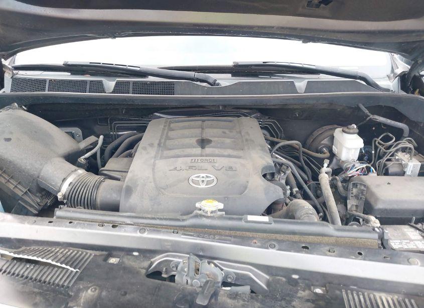 Photo 10 of 2017 Toyota Tundra SR5 4.6L V8 (VIN 5TFRM5F12HX122323)