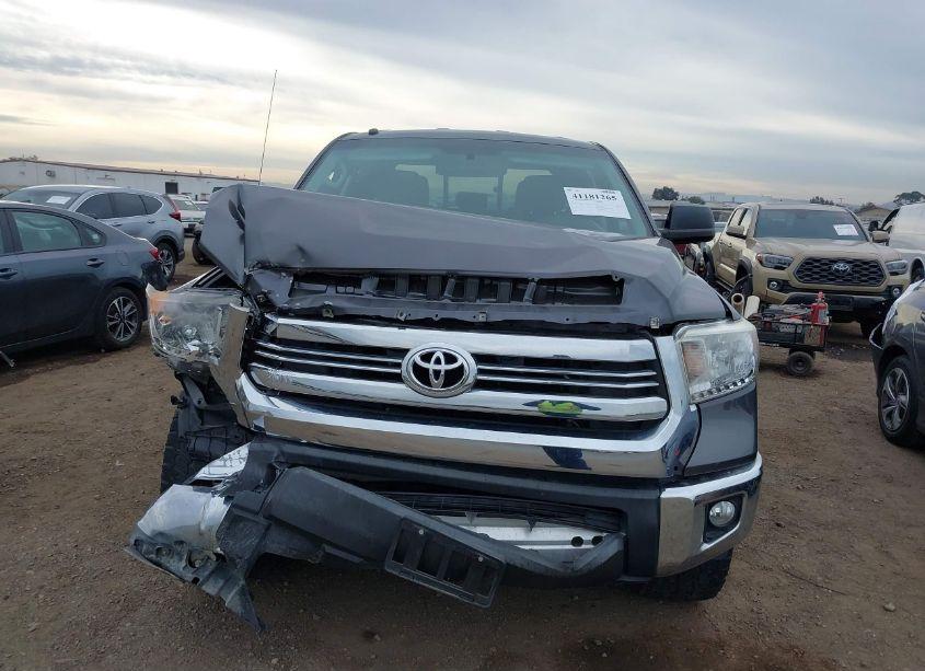 Photo 12 of 2017 Toyota Tundra SR5 4.6L V8 (VIN 5TFRM5F12HX122323)