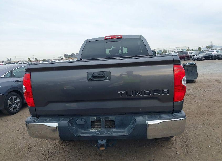 Photo 16 of 2017 Toyota Tundra SR5 4.6L V8 (VIN 5TFRM5F12HX122323)