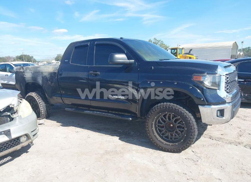Photo 12 of 2018 Toyota Tundra SR5 4.6L V8 (VIN 5TFRM5F12JX129889)