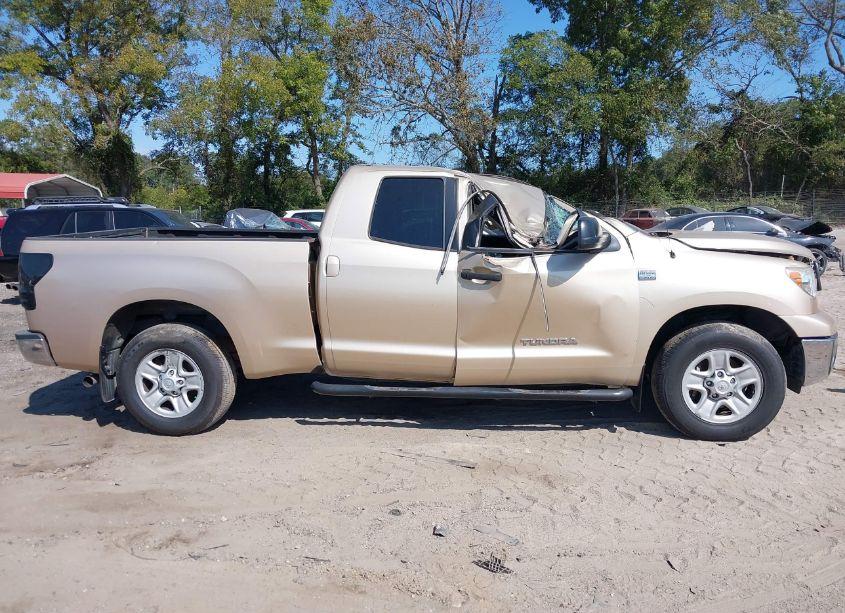 Photo 13 of 2010 Toyota Tundra GRADE 4.6L V8 (VIN 5TFRM5F13AX001399)