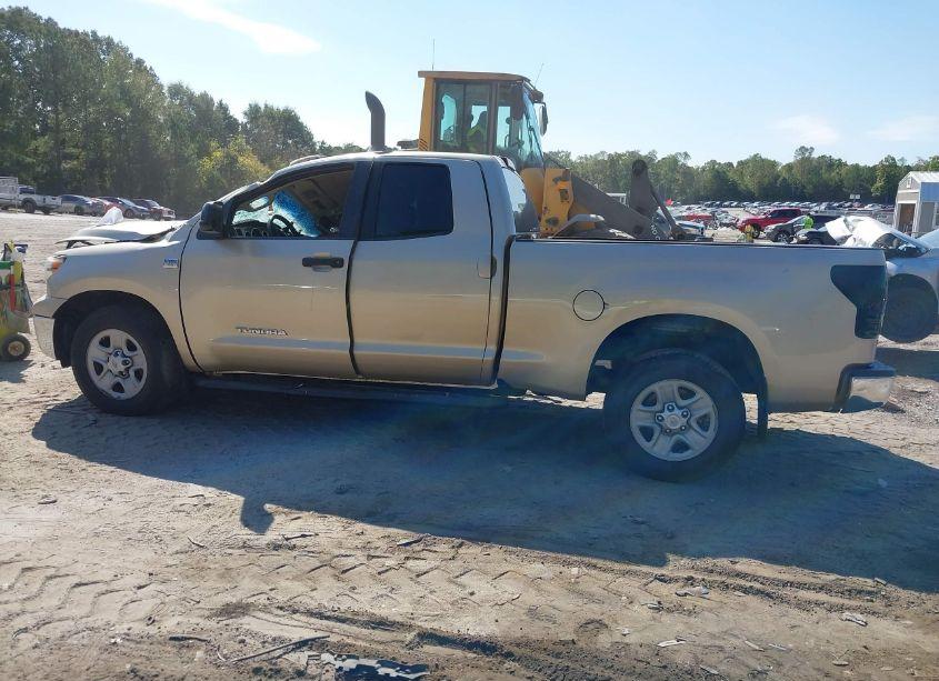 Photo 14 of 2010 Toyota Tundra GRADE 4.6L V8 (VIN 5TFRM5F13AX001399)