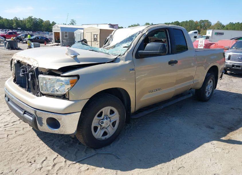 Photo 2 of 2010 Toyota Tundra GRADE 4.6L V8 (VIN 5TFRM5F13AX001399)