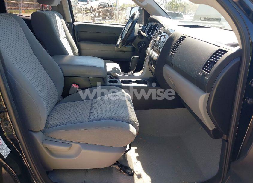 Photo 5 of 2011 Toyota Tundra GRADE 4.6L V8 (VIN 5TFRM5F13BX022089)