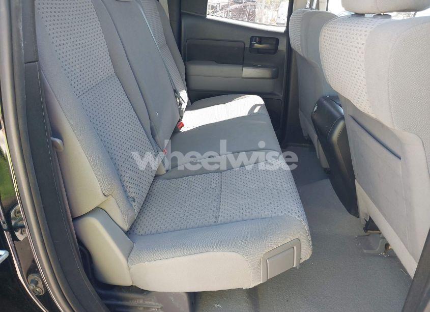 Photo 8 of 2011 Toyota Tundra GRADE 4.6L V8 (VIN 5TFRM5F13BX022089)