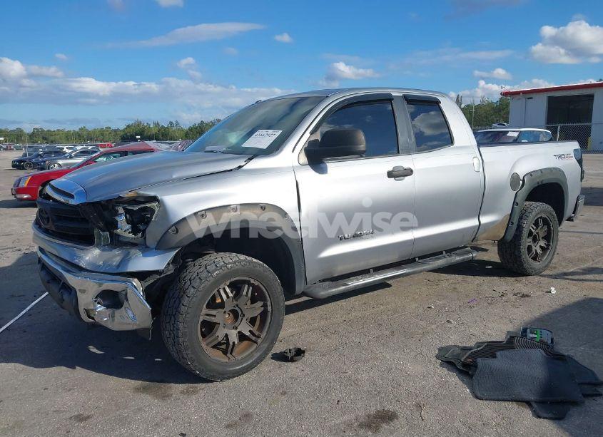 Photo 2 of 2012 Toyota Tundra GRADE 4.6L V8 (VIN 5TFRM5F13CX048709)
