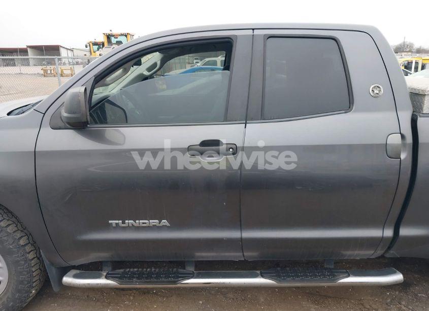 Photo 14 of 2013 Toyota Tundra GRADE 4.6L V8 (VIN 5TFRM5F13DX057900)