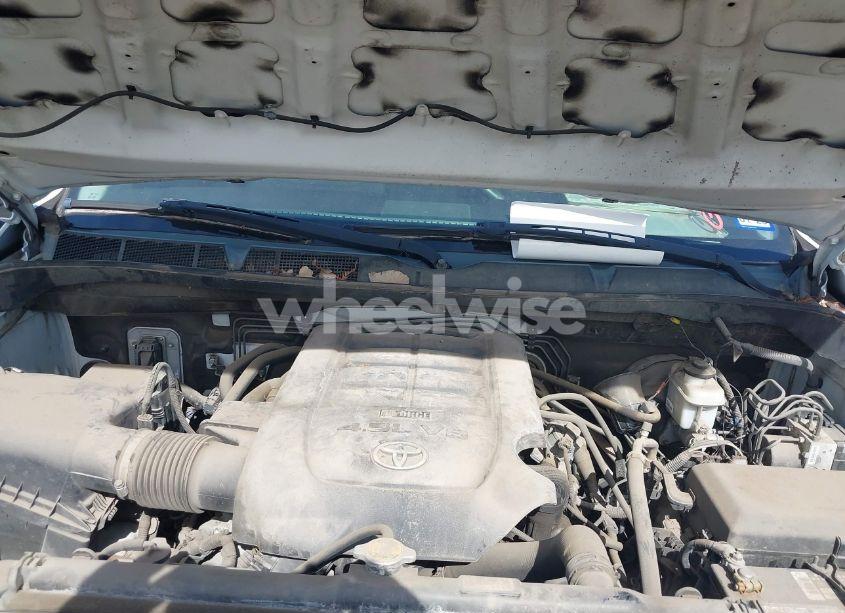 Photo 10 of 2014 Toyota Tundra SR 4.6L V8 (VIN 5TFRM5F13EX071104)