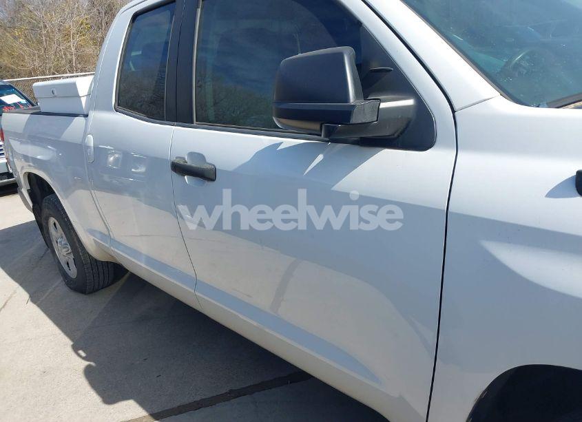 Photo 13 of 2014 Toyota Tundra SR 4.6L V8 (VIN 5TFRM5F13EX071104)