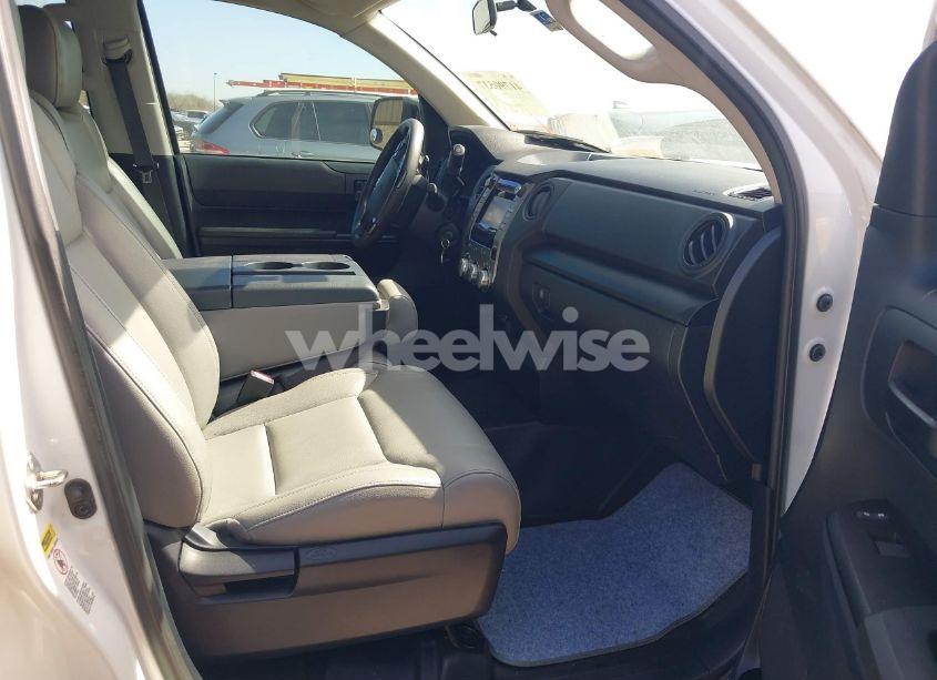 Photo 5 of 2014 Toyota Tundra SR 4.6L V8 (VIN 5TFRM5F13EX071104)