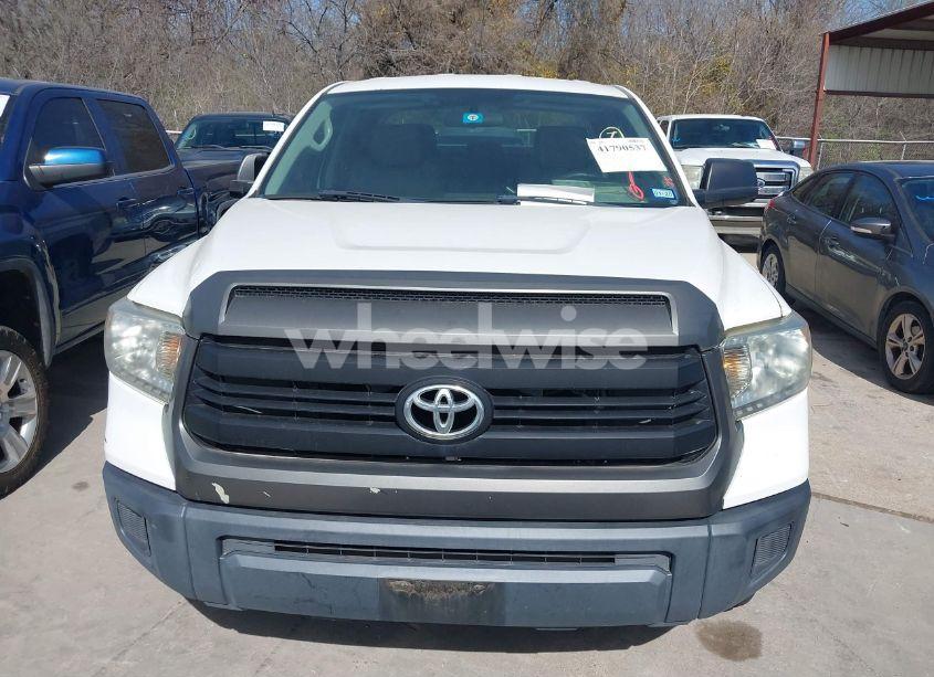 Photo 6 of 2014 Toyota Tundra SR 4.6L V8 (VIN 5TFRM5F13EX071104)