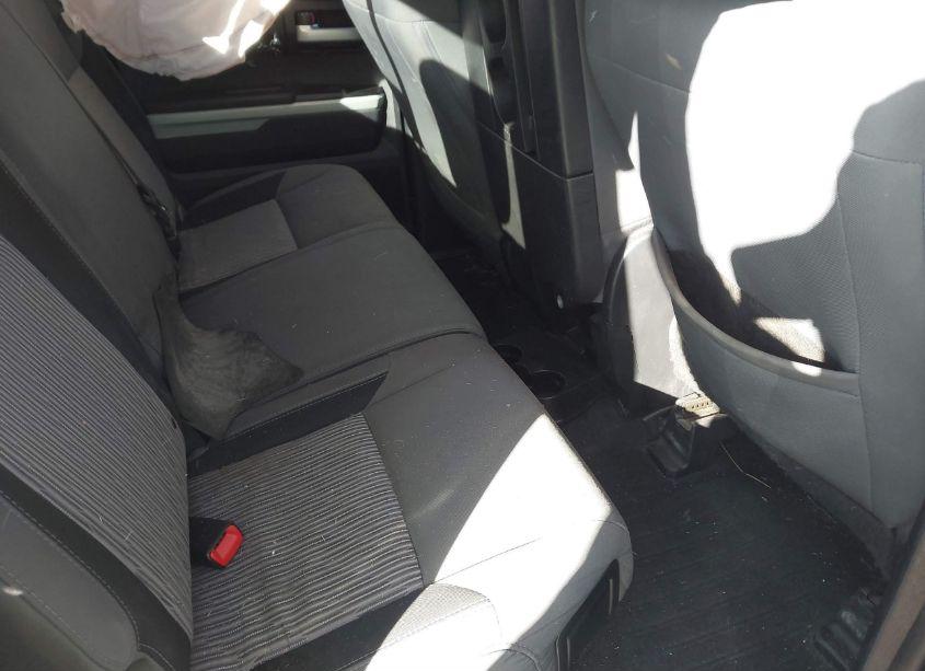 Photo 8 of 2015 Toyota Tundra SR5 4.6L V8 (VIN 5TFRM5F13FX086882)