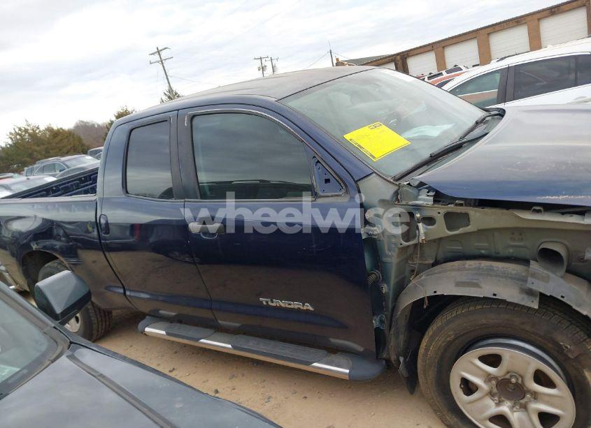 Photo 13 of 2011 Toyota Tundra GRADE 4.6L V8 (VIN 5TFRM5F14BX025034)