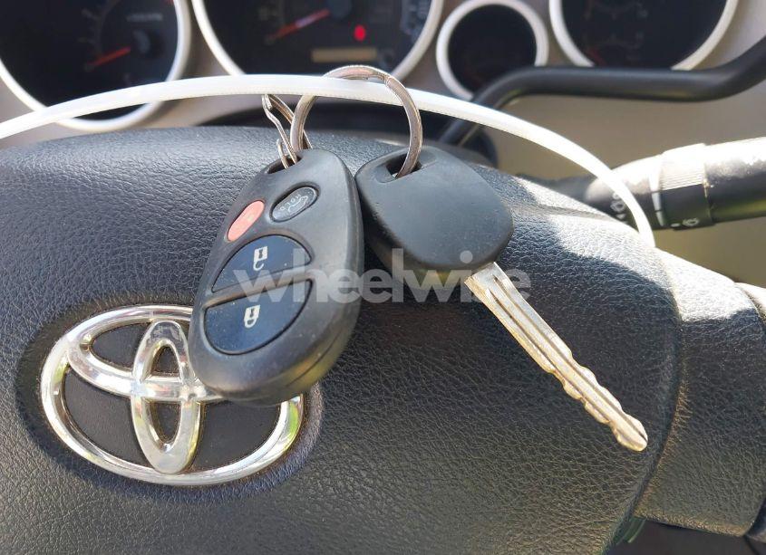 Photo 11 of 2011 Toyota Tundra GRADE 4.6L V8 (VIN 5TFRM5F14BX025177)