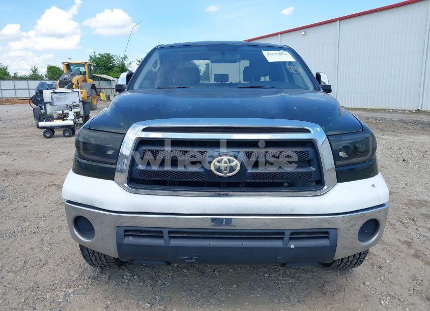 Photo 12 of 2011 Toyota Tundra GRADE 4.6L V8 (VIN 5TFRM5F14BX025177)