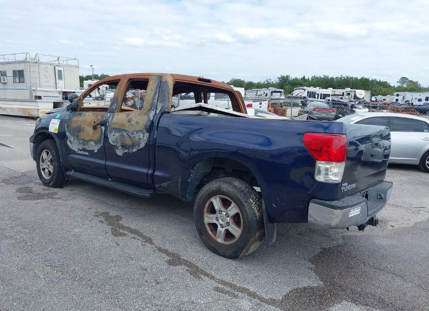 Photo 3 of 2011 Toyota Tundra GRADE 4.6L V8 (VIN 5TFRM5F14BX029374)