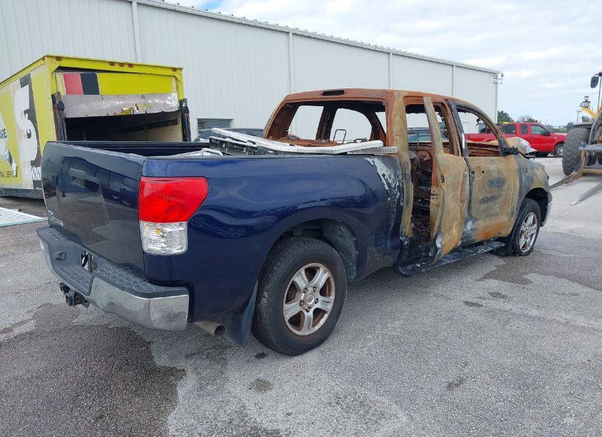 Photo 4 of 2011 Toyota Tundra GRADE 4.6L V8 (VIN 5TFRM5F14BX029374)