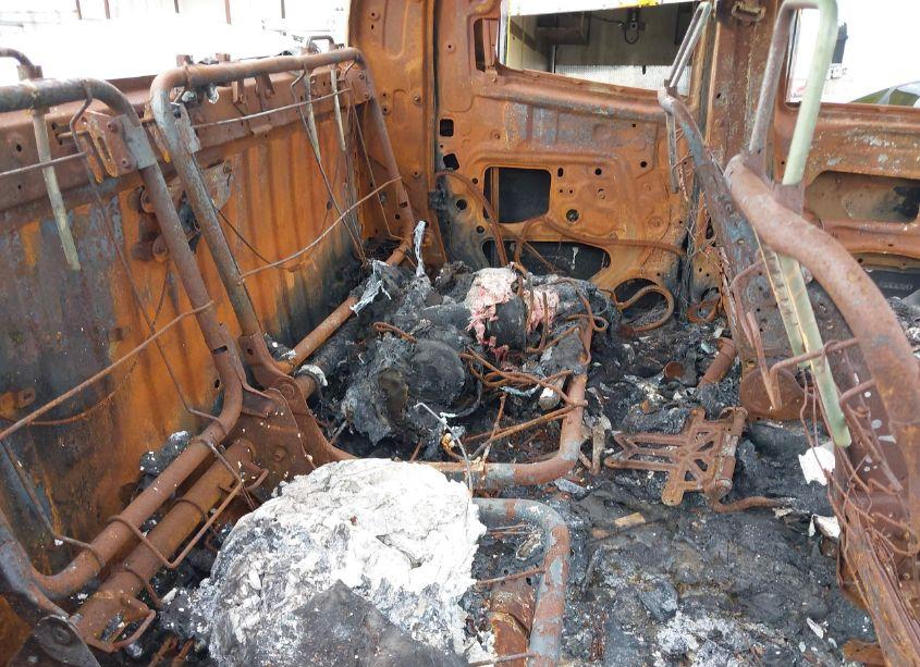 Photo 8 of 2011 Toyota Tundra GRADE 4.6L V8 (VIN 5TFRM5F14BX029374)