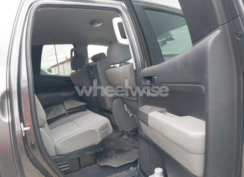Photo 8 of 2012 Toyota Tundra GRADE 4.6L V8 (VIN 5TFRM5F14CX037251)