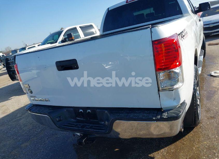 Photo 16 of 2013 Toyota Tundra GRADE 4.6L V8 (VIN 5TFRM5F14DX061244)