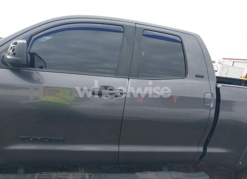 Photo 14 of 2017 Toyota Tundra SR5 4.6L V8 (VIN 5TFRM5F14HX120850)