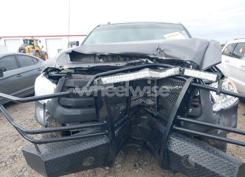 Photo 6 of 2017 Toyota Tundra SR5 4.6L V8 (VIN 5TFRM5F14HX120850)