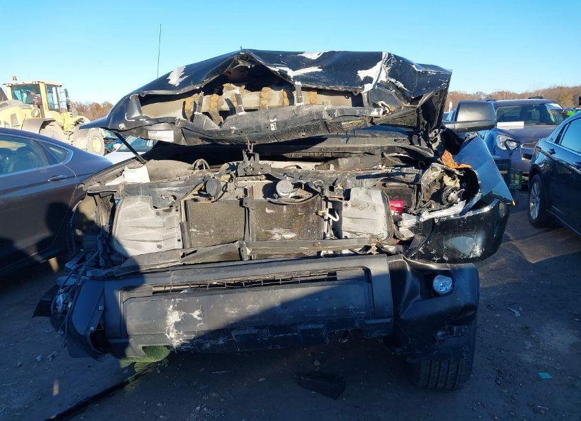 Photo 13 of 2019 Toyota Tundra SR 4.6L V8 (VIN 5TFRM5F14KX140636)