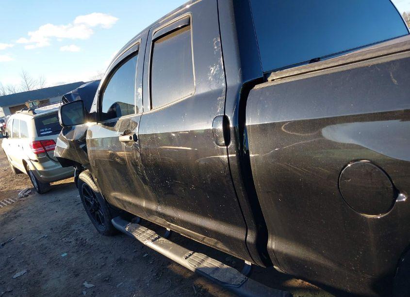 Photo 15 of 2019 Toyota Tundra SR 4.6L V8 (VIN 5TFRM5F14KX140636)