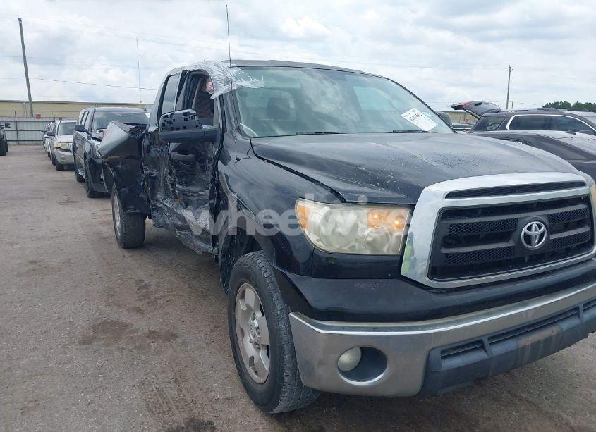 2011 Toyota Tundra GRADE 4.6L V8 (VIN 5TFRM5F15BX022675) main photo