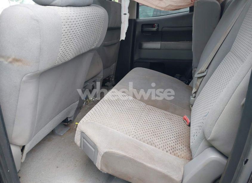 Photo 8 of 2011 Toyota Tundra GRADE 4.6L V8 (VIN 5TFRM5F15BX022675)