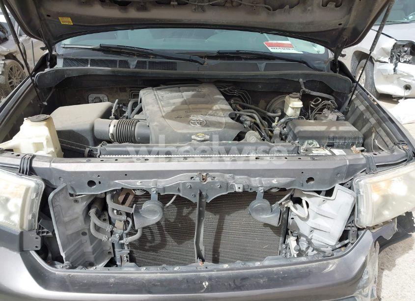Photo 10 of 2011 Toyota Tundra GRADE 4.6L V8 (VIN 5TFRM5F15BX027102)