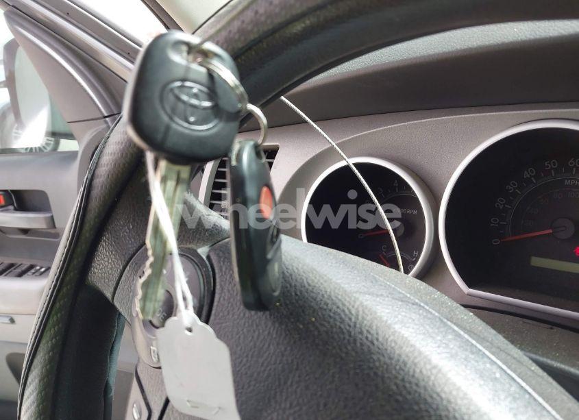 Photo 11 of 2011 Toyota Tundra GRADE 4.6L V8 (VIN 5TFRM5F15BX027102)